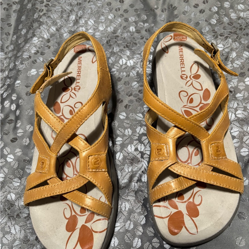 Merrell Women's Yellow Sandals